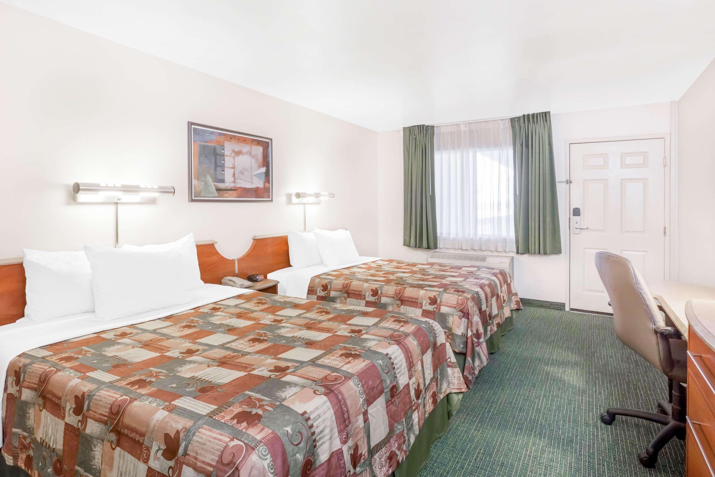 Motel 6 Barstow, Ca I15 And Lenwood Road Экстерьер фото